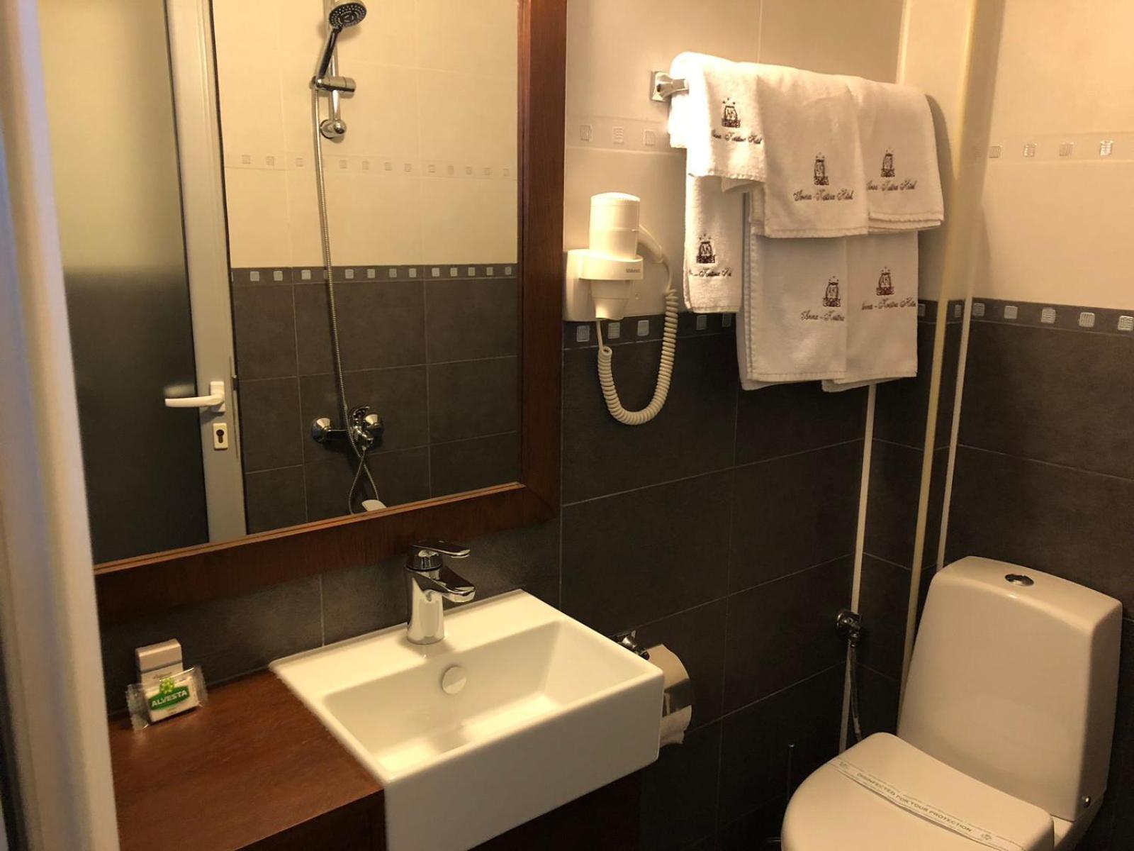 семеен анна-кристина Otel