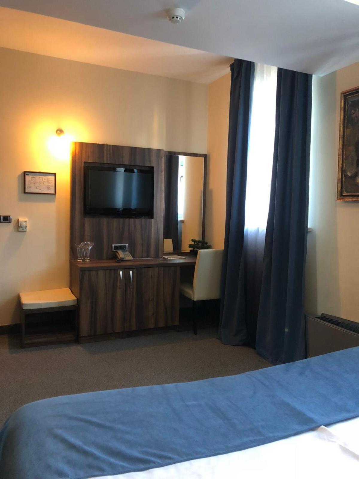 Otel семеен анна-кристина 3*